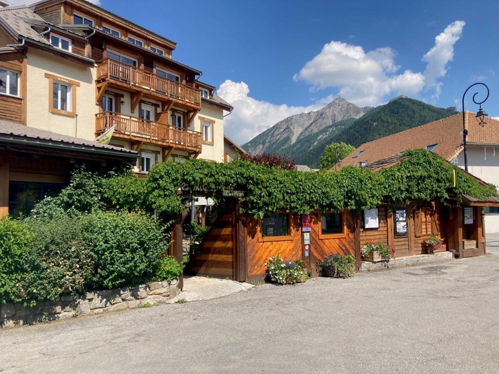 Hotel Les Autanes Spa-Balneotherapie & Restaurant Ancelle Exterior photo
